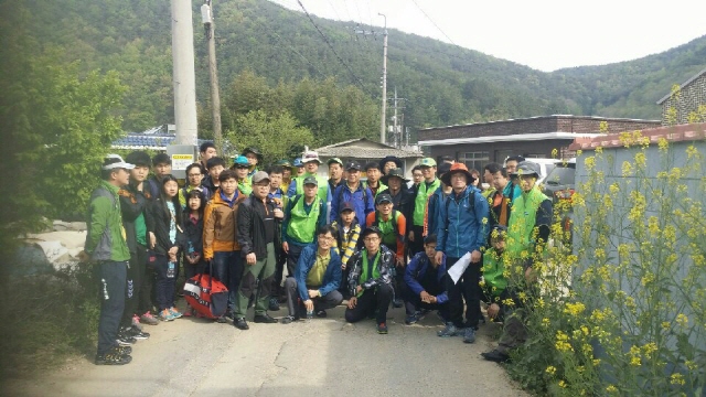 크기변환_두산중공업_개천면_좌이마을서_농촌봉사활동(단체사진)