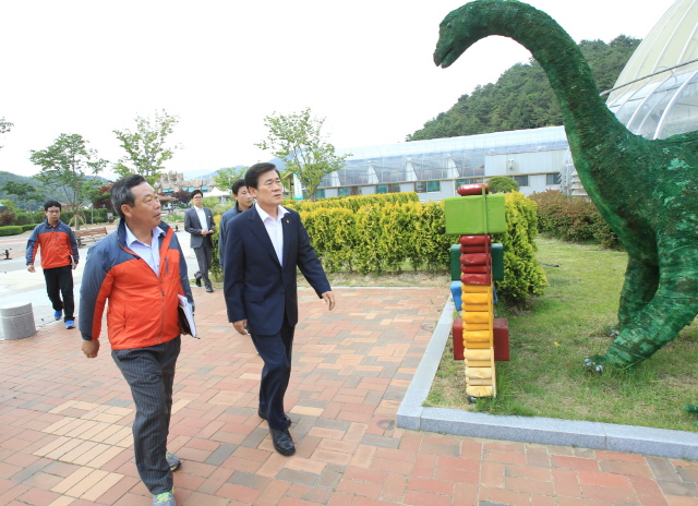 크기변환_이학렬_고성군수_당항포관광지_현장점검(1)