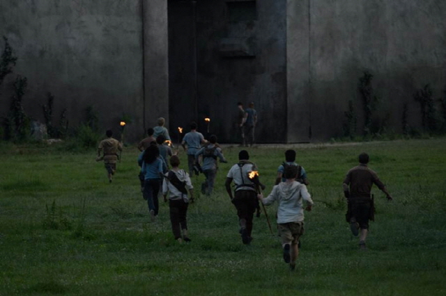 640700Max2014mazerunner02