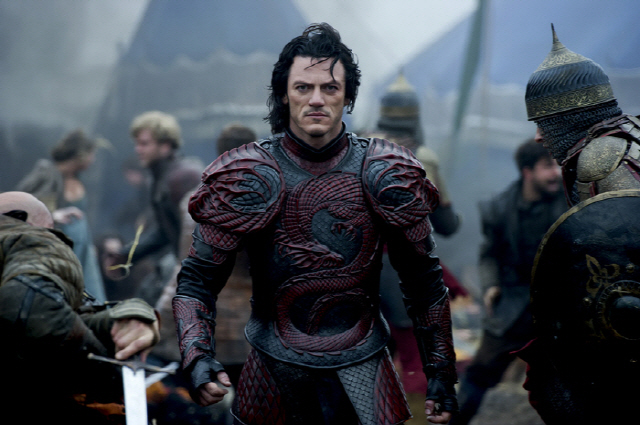 640700Max2014draculauntold01