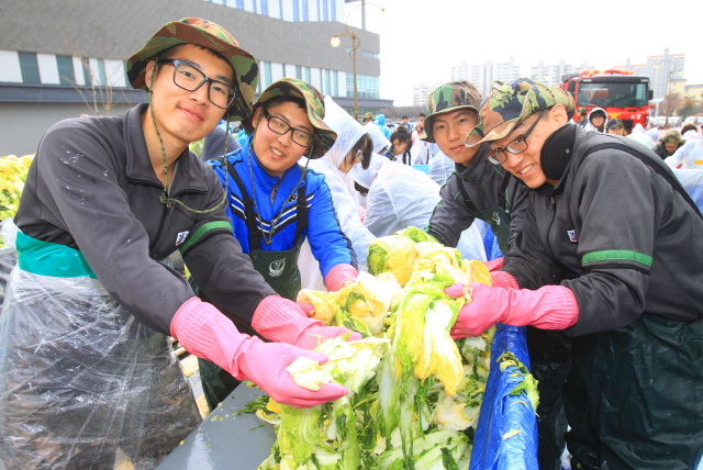 6402013년 이웃사랑 김장나눔 축제(2)