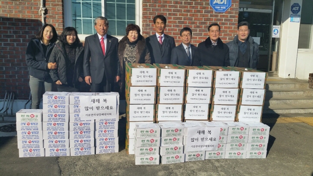 640고성군 거류면여성단체협의회, 경로당에 떡ㆍ과일 나눔행사(1)