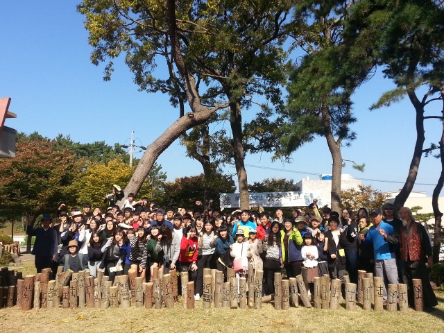 고성 한국장승학교, 오는 22일 ‘제18회 장승축제’ 개최(지난해 장승축제) (1).jpg