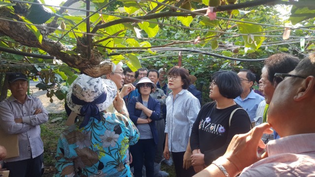 고성군, 해외농업기술고문 아베세이고 박사 초빙 교육 실시 (1).jpg