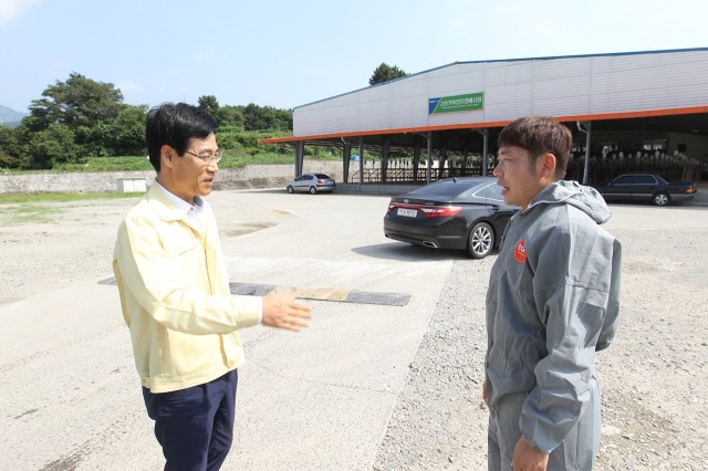 이향래고성군수권한대행AI근무자 격려방문(1).JPG