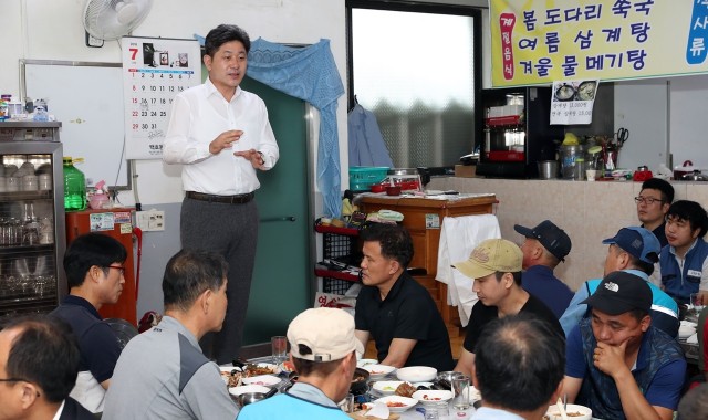 백두현 고성군수, 환경미화원과 소통의 시간 가져 (1).JPG