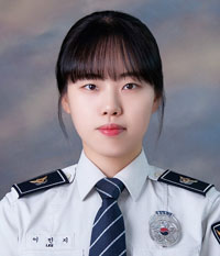 고성경찰서 경무계 순경 이민지.jpg