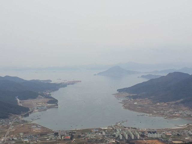 한반도지형을 닮은 당동만 달빛축제 개최(당동만).jpg