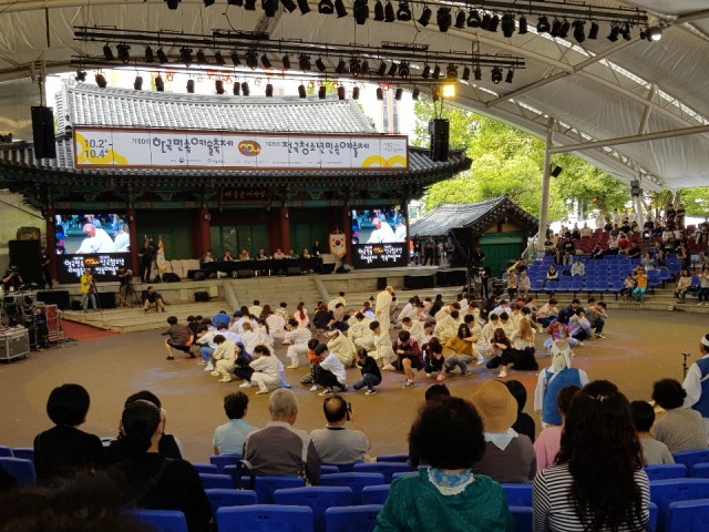 고성오광대, 제60회 한국민속예술축제 ‘대상’ 대통령상 수상 (1).jpg