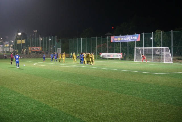 1-1 제57회 청룡기 전국고등학교축구대회 경남 고성서 개최.JPG