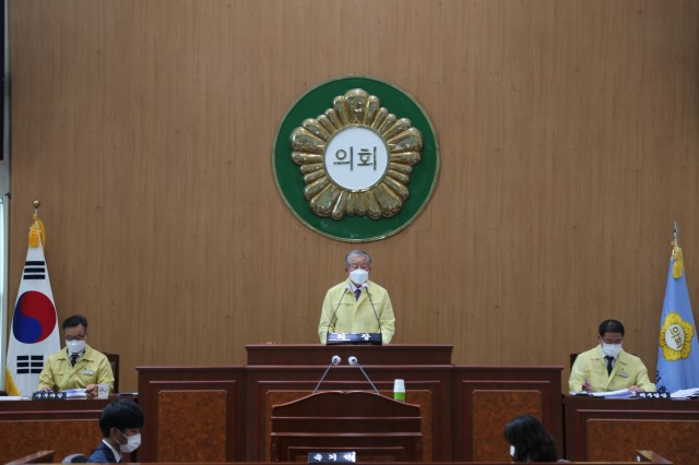 2-1 고성군의회 제263회 제1차 정례회 폐회.JPG