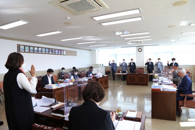 1-1 고성군 수의계약 관련 진상조사를 위한 행정사무조사특위