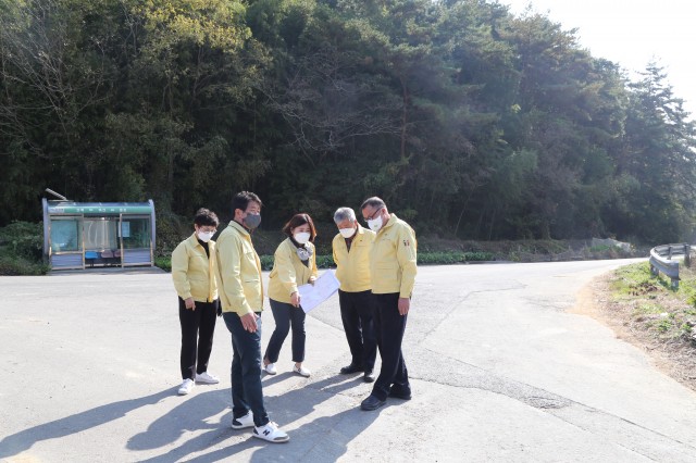 1-3 고성군 수의계약 관련 진상조사를 위한 행정사무조사특위, 본격적인 조사 활동 펼쳐.JPG