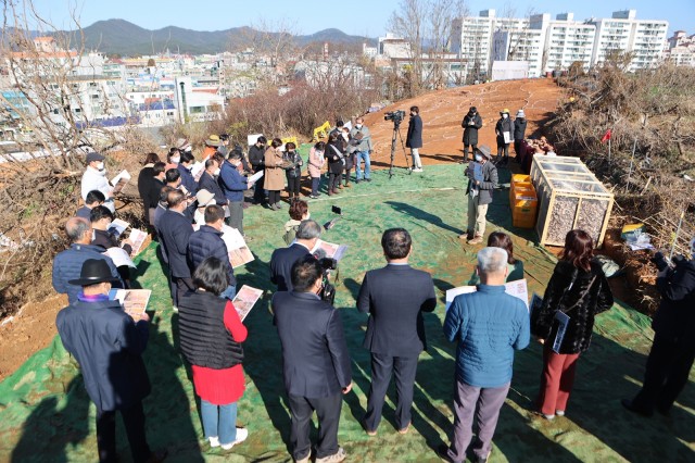 12월2일 동외동패총 발굴조사 군민공개회 (1).JPG