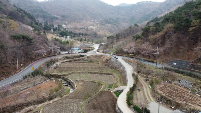 1-2 고성군, 교통사고 잦았던 상리_하이 지방도 확장 ‘주민 숙원 해소’.JPG