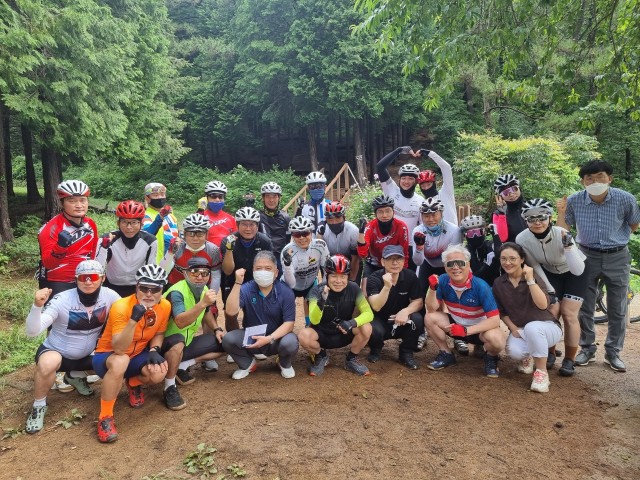 2-1 이상근 고성군수, MTB 라이딩코스 개발을 위한 간담회 가져.JPG