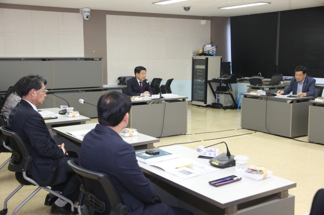 3-2 고성군, 평생교육 중장기 발전계획 수립연구 용역 최종보고회 열어.JPG