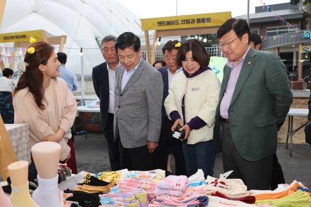 고성군, 청년페스티벌 첫 축포 터트려 3.JPG