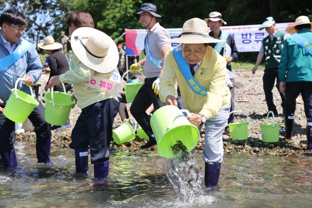 1-3 고성군, 바다의 날 기념 5월 범도민 바다 자율정화 활동 펼쳐.JPG