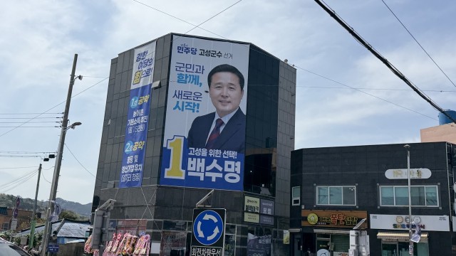 a_68eUd018svcepsswz1qza9d_1x2nyr a_68eUd018svcepsswz1qza9d_1x2nyr.jpg